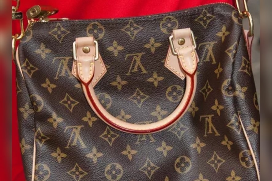 TikTok.Jefa regala bolsa Louis Vuitton falsa; video se hace viral - Grupo  Milenio